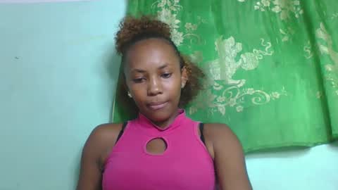 lucie196645 online show from May 9, 1:02 pm