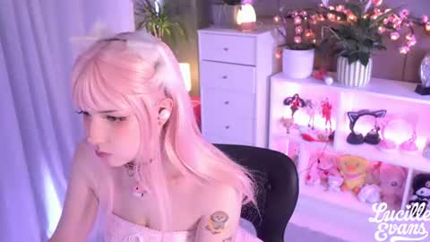 Lucy UwU online show from June 21, 4:27 am