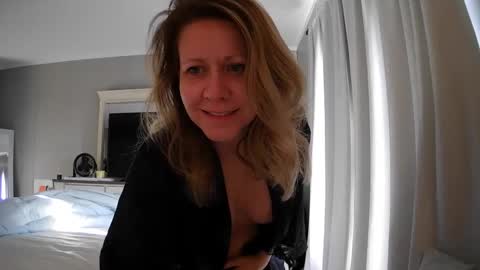 Snapshot of lucious_stace chatting on December 30, 1:36 pm lucious_stace online show from December 30, 1:36 pm
