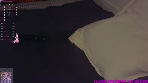 Snapshot of lucky_dayy chatting on September 20, 7:06 am Elizabeth Will you help me get 100 likes on the stream online show from September 20, 7:06 am