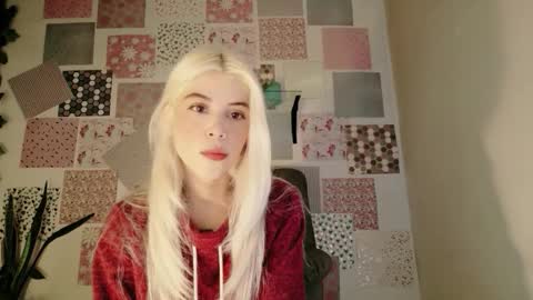 luckysapphire777 online show from February 22, 1:01 pm