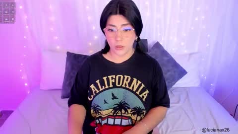 Snapshot of lucy266_ chatting on October 21, 2:04 am lucy online show from October 21, 2:04 am