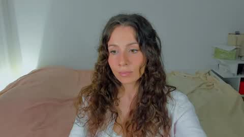 lucy__ray online show from May 22, 8:07 pm
