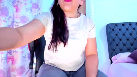 lucy online show from August 2, 2:14 am