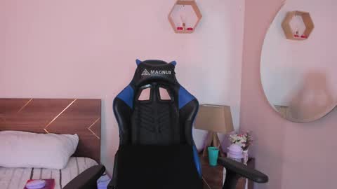 Your Lucy online show from September 28, 5:03 am