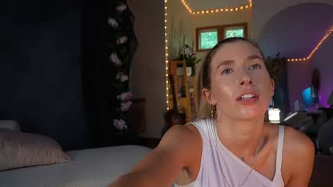 Lucy. online show from August 3, 2:15 am