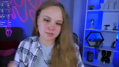 lucy online show from July 8, 11:07 pm