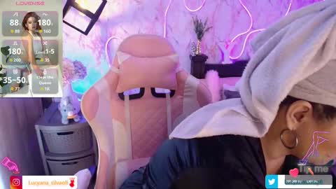 Lucyana Silva online show from November 21, 4:20 pm