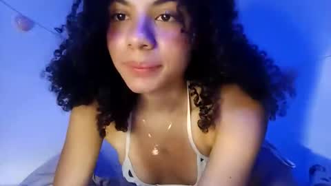 Lucia online show from April 16, 4:24 am