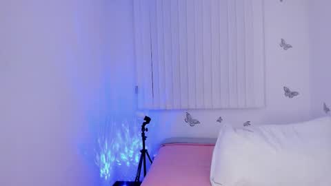 Lucy online show from January 7, 2:15 am