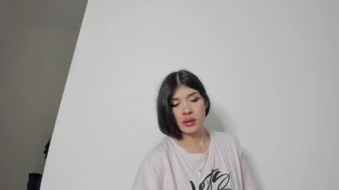 lucyportman online show from June 27, 6:47 am