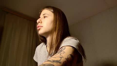 Lucy online show from April 3, 6:00 am