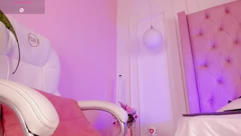 Lucy online show from October 30, 5:21 am