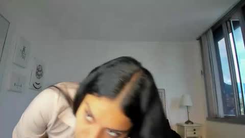 Luisa online show from February 20, 11:45 am