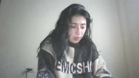 luisa_homes online show from July 16, 10:58 pm