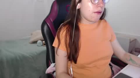 Vicky online show from January 5, 11:33 pm