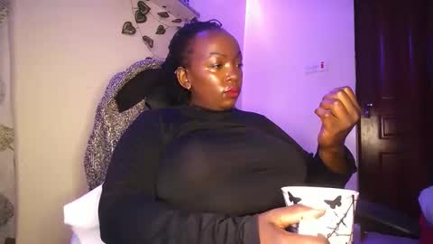 Snapshot of lulu_sparks1 chatting on September 16, 4:20 am lulu_sparks1 online show from September 16, 4:20 am