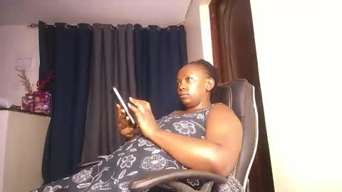 lulu_sparks1 online show from February 1, 7:07 am