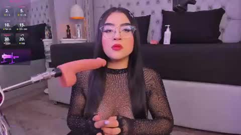   online show from July 29, 12:05 pm