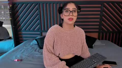 luna_cute14 online show from February 3, 8:12 pm