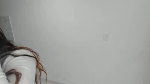 luna  online show from March 15, 11:01 am