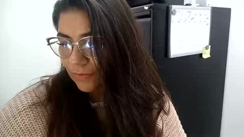 luna  online show from September 10, 2:39 pm