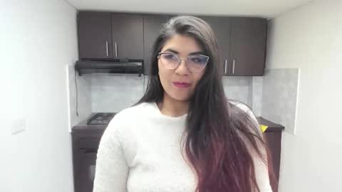 luna  online show from October 21, 11:36 am