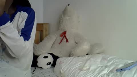 maskedmalkia online show from April 2, 10:07 pm