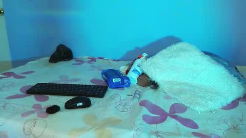 Snapshot of luna_hawks chatting on October 17, 4:27 am luna_hawks online show from October 17, 4:27 am