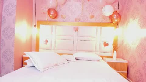 luna_hot_ass online show from October 25, 9:54 pm