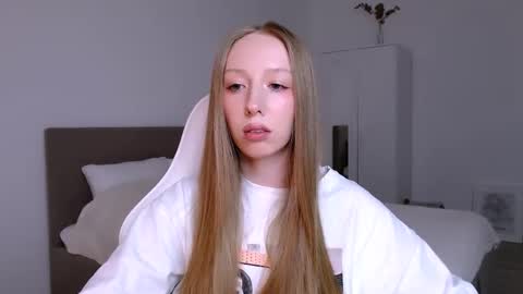 Luna online show from January 6, 9:40 pm