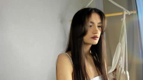 Adele online show from April 12, 7:11 am