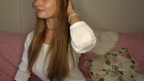 Luna online show from October 11, 7:38 pm