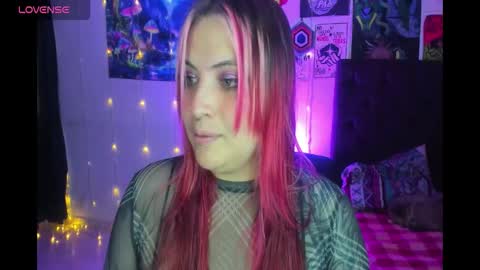 MISS LUNA  online show from January 5, 7:06 pm