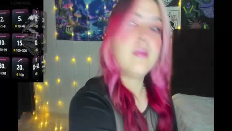 MISS LUNA  online show from December 20, 2:54 pm