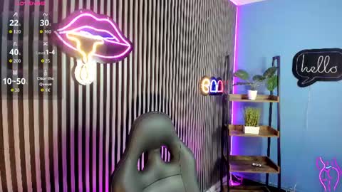 Luna Rosse  online show from June 11, 12:35 pm