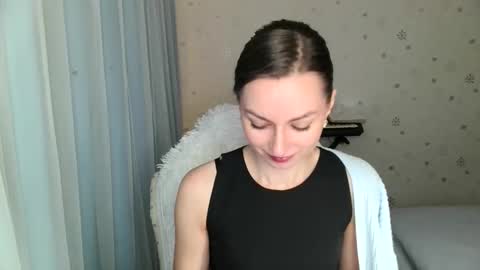 lunaa_bluee online show from November 5, 8:03 pm