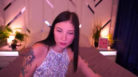 lunaamay online show from January 19, 8:32 am