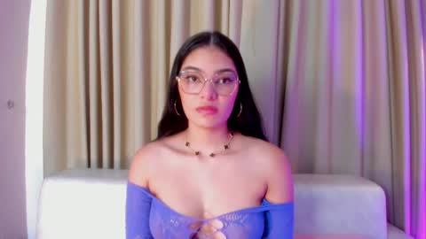 Luna Aspen online show from September 23, 6:39 pm