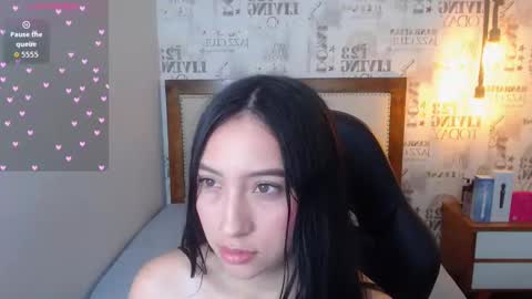 Snapshot of lunaclark2 chatting on September 25, 4:11 am LUNA online show from September 25, 4:11 am