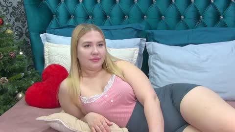 Snapshot of lunahouston chatting on December 26, 4:36 pm LunaHouston online show from December 26, 4:36 pm