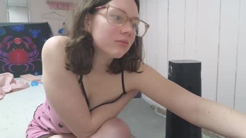 lunaquinn45 online show from January 5, 3:23 pm