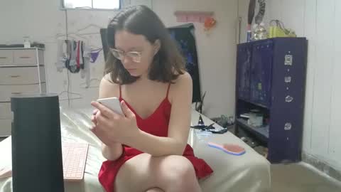 lunaquinn45 online show from March 8, 3:11 pm