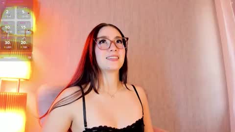 Luna  online show from February 27, 6:08 pm