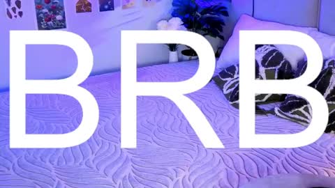 lunariafox online show from April 16, 9:39 pm