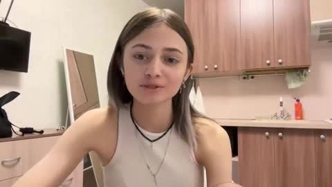 May online show from November 3, 5:06 pm