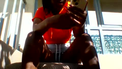 lushlola254 online show from February 12, 1:35 pm