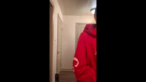 LOLA online show from December 29, 3:11 am