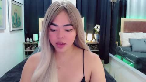 Trina online show from February 13, 4:54 am