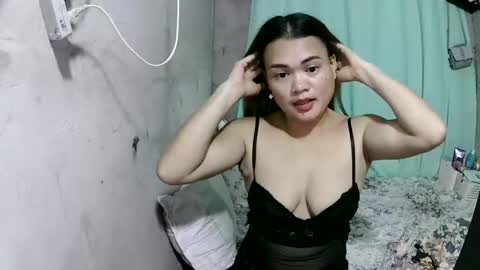 Flora Mae online show from June 2, 4:08 pm